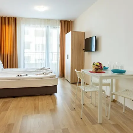 Flora Apartment Burgas